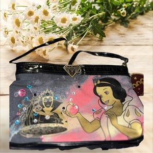 NWT-Disney Couture By Loop NYC Crossbody Purse Snow White